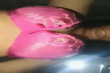 Bokep Jilbab Pamer Tete Gede Montok Pakai BH Pink