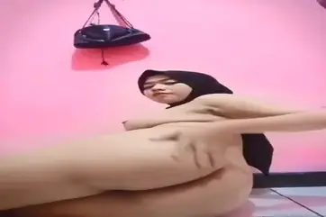 Jilbab Santriwati Colmek Tak Tahan Nunggu Pacar