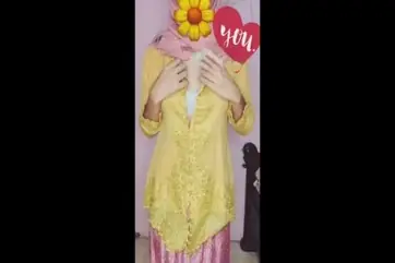 Live Ukhti Kebaya Hijab Pink Menggoda Penonton Asik
